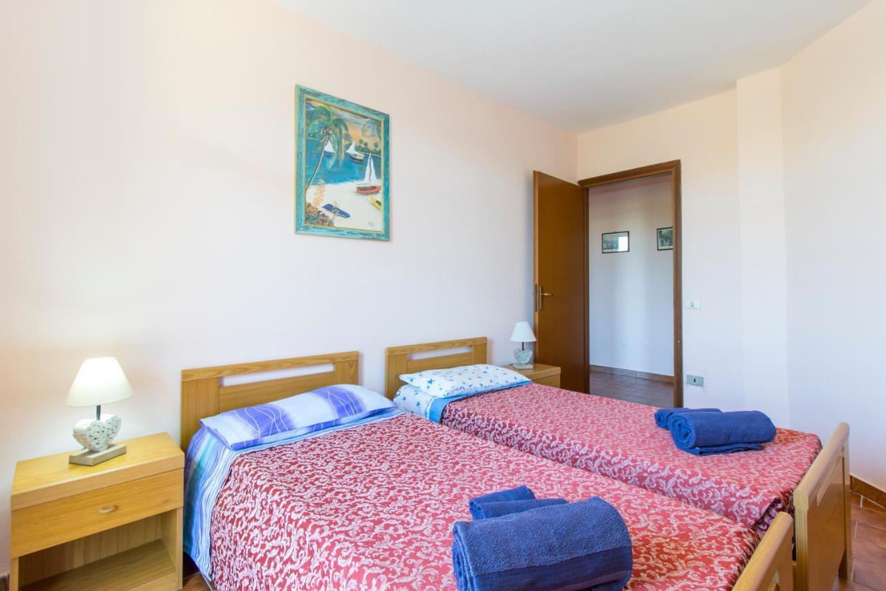 Appartamenti In Villa Con Ampio Giardino Esterno Посада Экстерьер фото