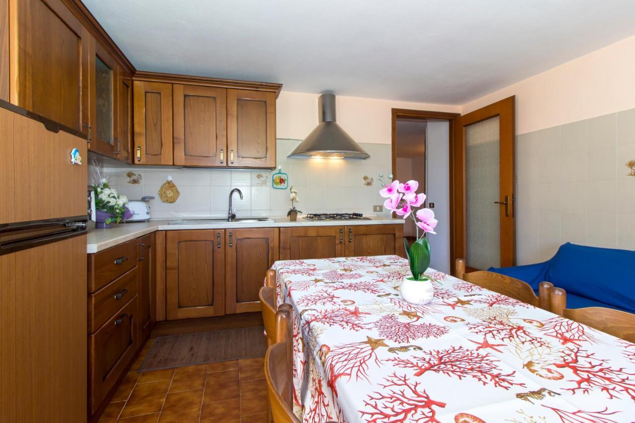 Appartamenti In Villa Con Ampio Giardino Esterno Посада Экстерьер фото