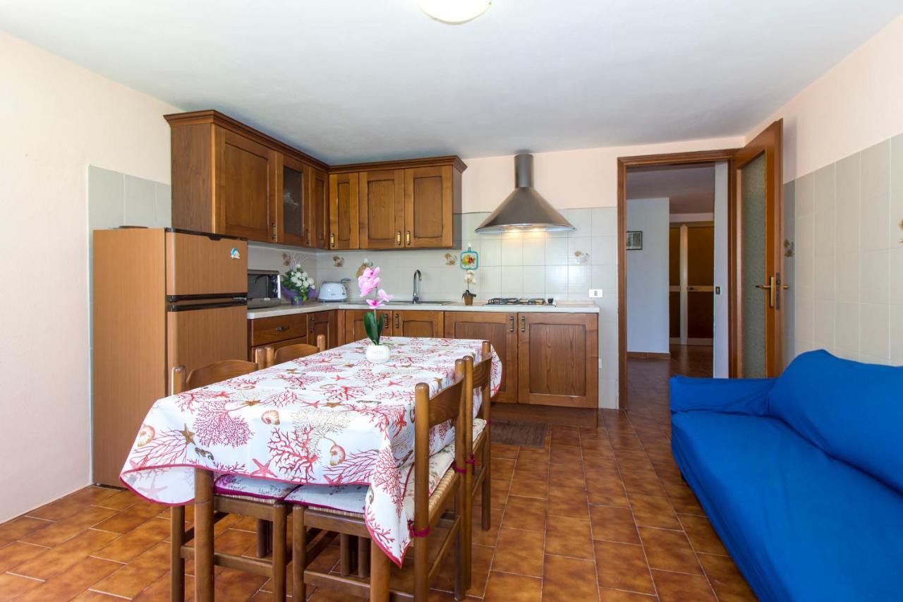 Appartamenti In Villa Con Ampio Giardino Esterno Посада Экстерьер фото